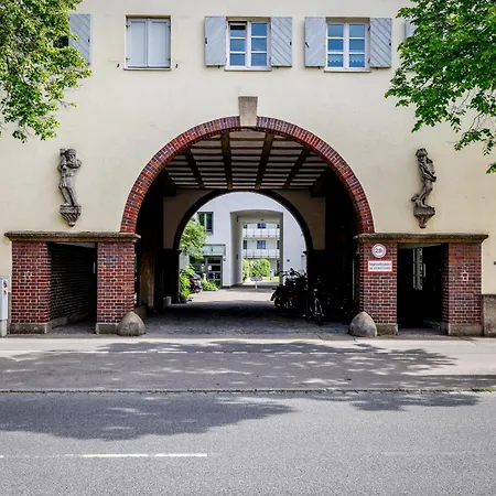 Apartman Neu I Alte Post- Historisches Loft Mit Dachterrasse I Zentrumsnah Straubing